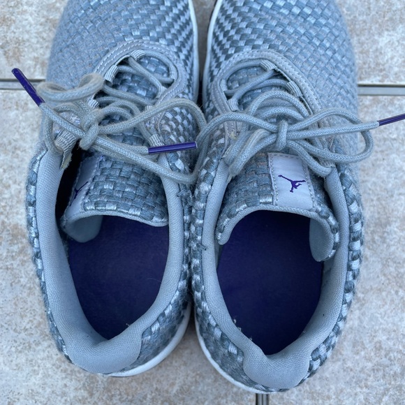 Jordan Future Low GS Wolf Grey - Picture 9 of 14